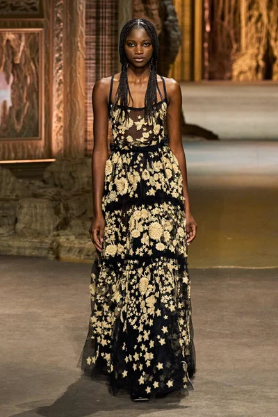 Look 83